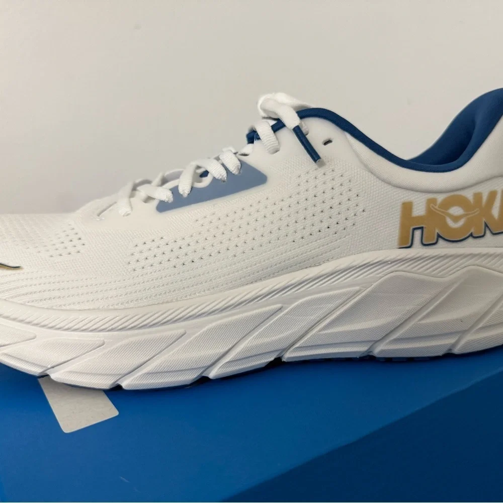 Hoka Arahi 7 Running Sneakers - Picture 3 of 7